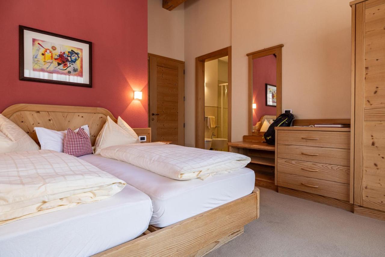 Garni Gran Pre Bed and Breakfast Corvara Buitenkant foto